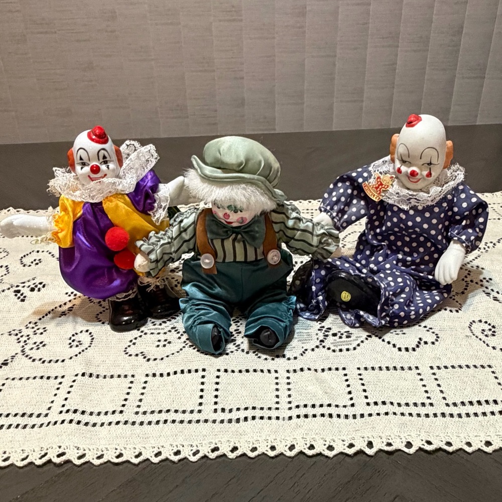 Lot of 3 Colorful Clown Set